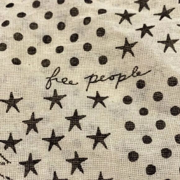 FREE PEOPLE Boho Grey and Pink Flower Shoulder Tote Bag Purse Small - Picture 8 of 11